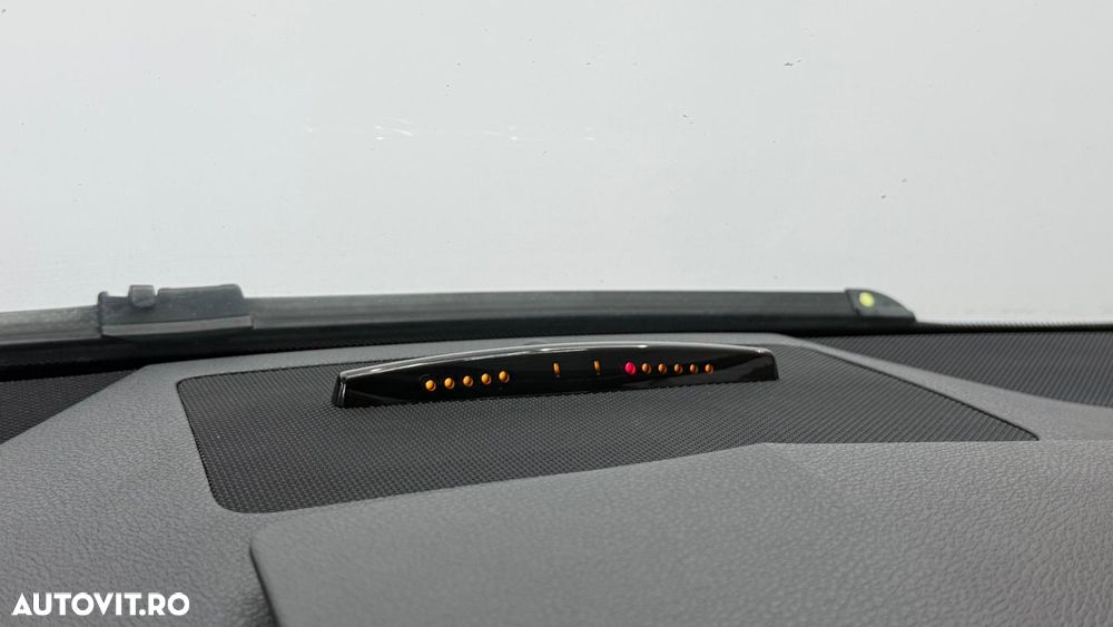 Mercedes-Benz C 180 T CGI Automatik BlueEFFICIENCY SPORT EDITION - 24