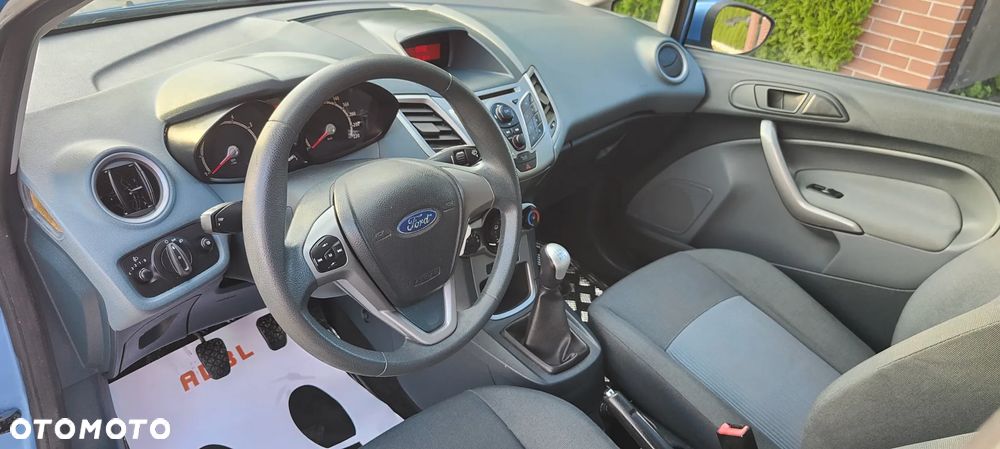 Ford Fiesta 1.25 Ambiente - 15