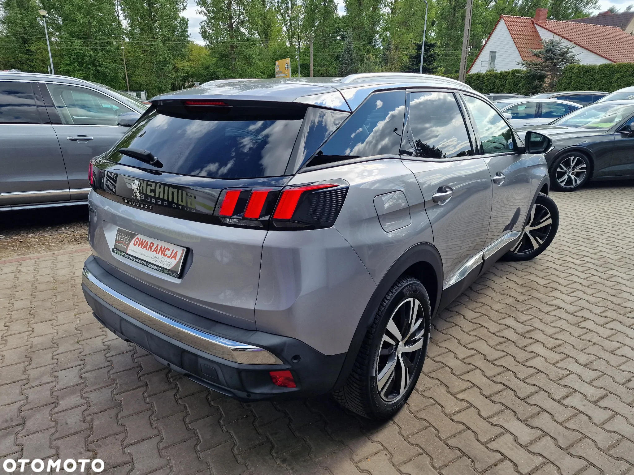 Peugeot 3008 1.5 BlueHDi Allure S&S - 4