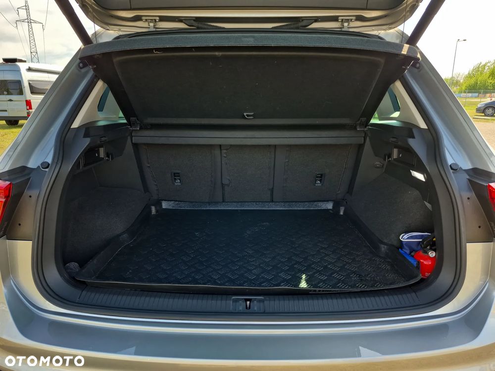 Volkswagen Tiguan 1.5 TSI EVO Comfortline - 25