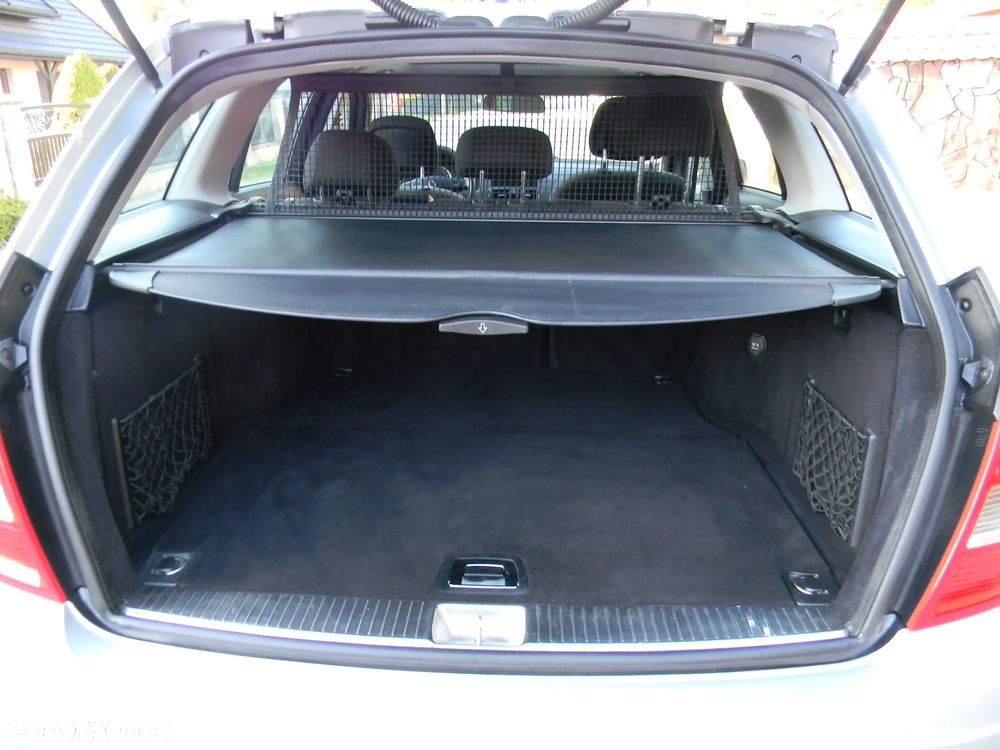 Mercedes-Benz Klasa C 200 CDI DPF Avantgarde - 7
