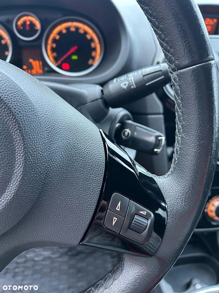 Opel Corsa 1.2 16V Enjoy - 34