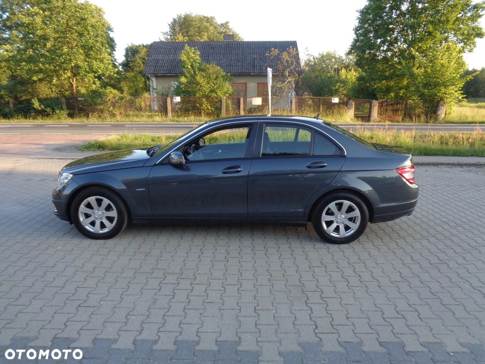 Mercedes-Benz Klasa C 180 Kompressor Automatik BlueEFFICIENCY Avantgarde - 14