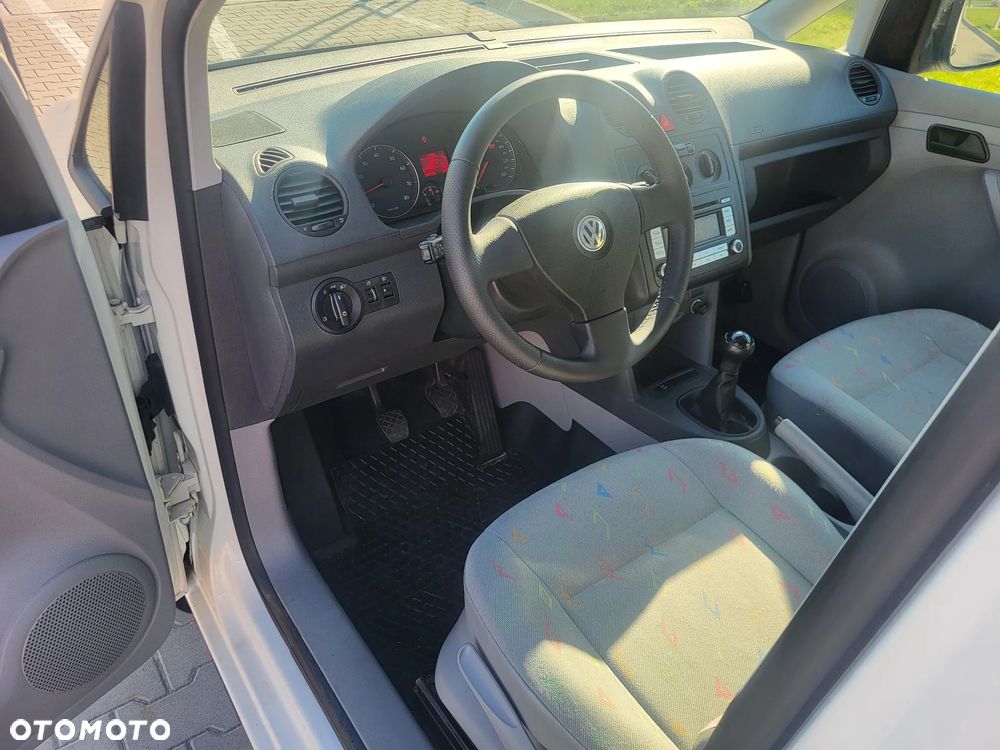 Volkswagen Caddy - 18