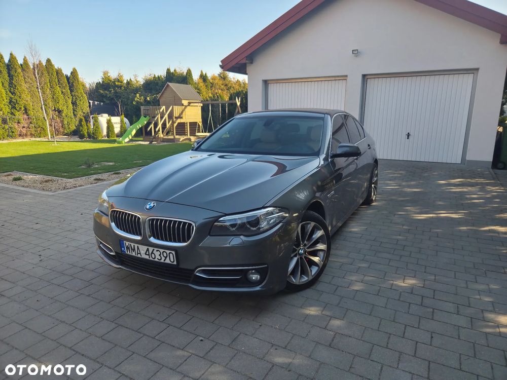BMW Seria 5 525d xDrive Modern Line - 9