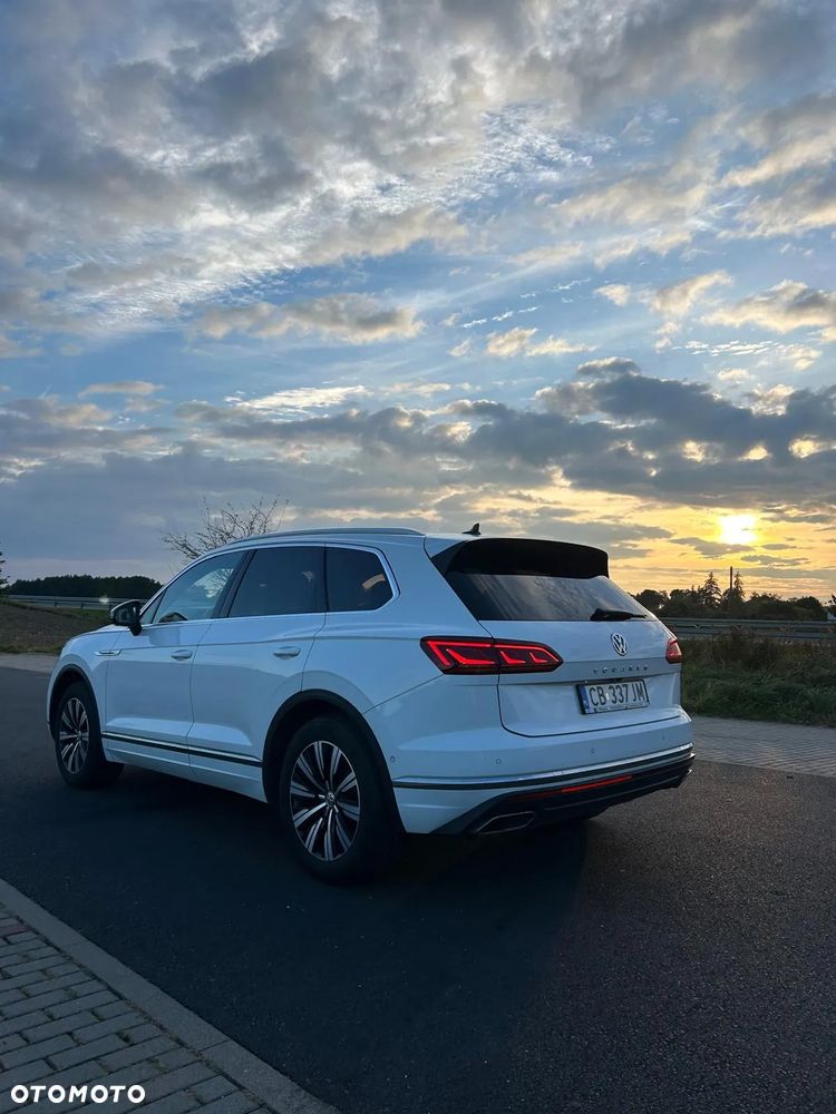 Volkswagen Touareg 3.0 V6 TDI SCR 4Mot Elegance - 4