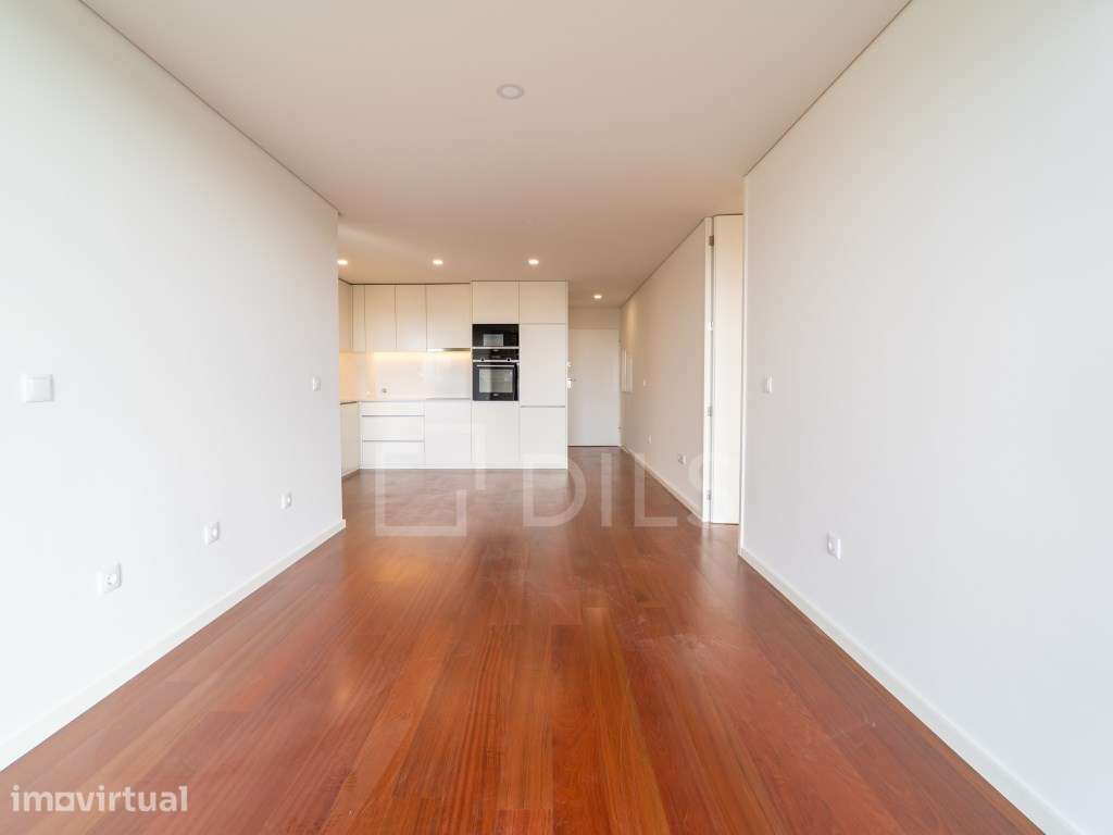 Apartamento T1 com varanda junto à Casa da Música - Grande imagem: 5/36