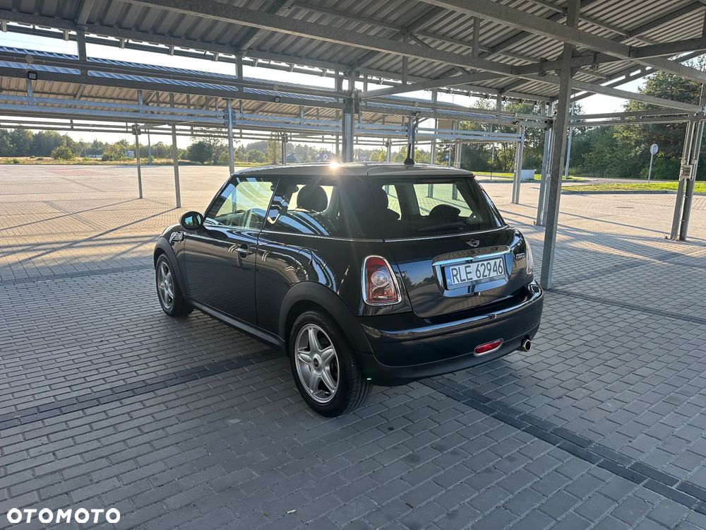 MINI Cooper Standard - 9