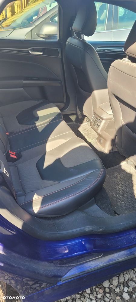 Ford Mondeo - 13
