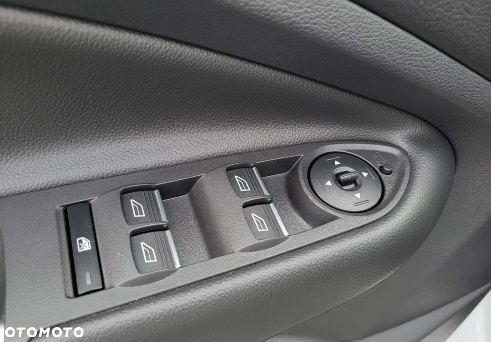 Ford Kuga - 14