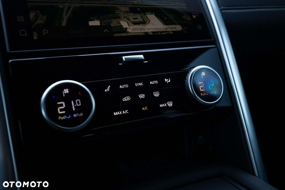 Land Rover Discovery - 30