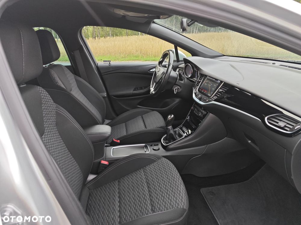 Opel Astra 1.4 T Dynamic - 25