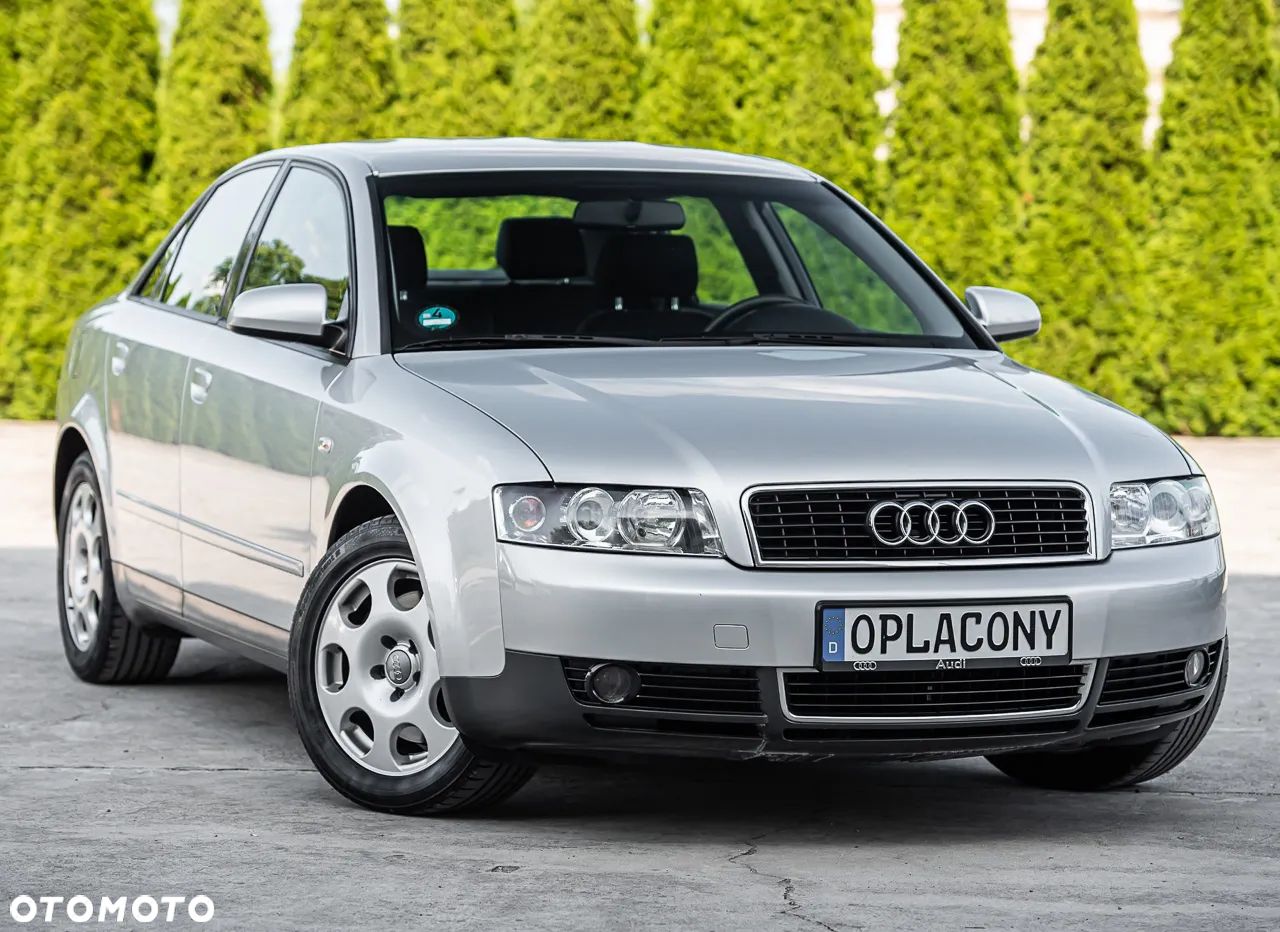 Audi A4 2.4 - 1