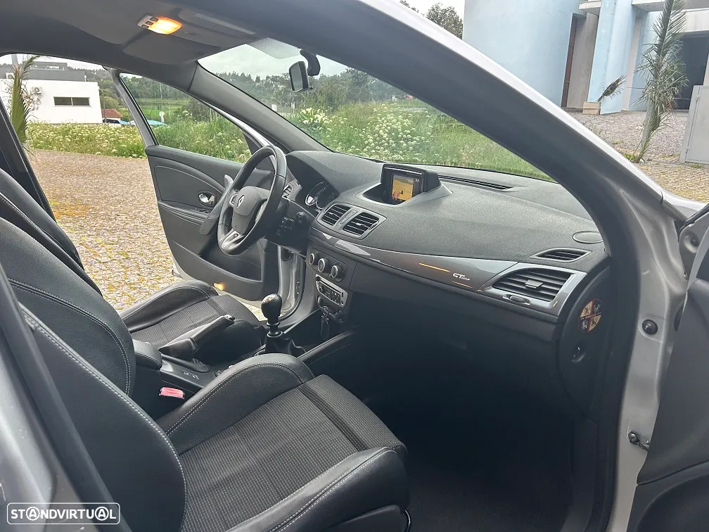 Renault Mégane Sport Tourer 1.5 dCi GT Line - 19
