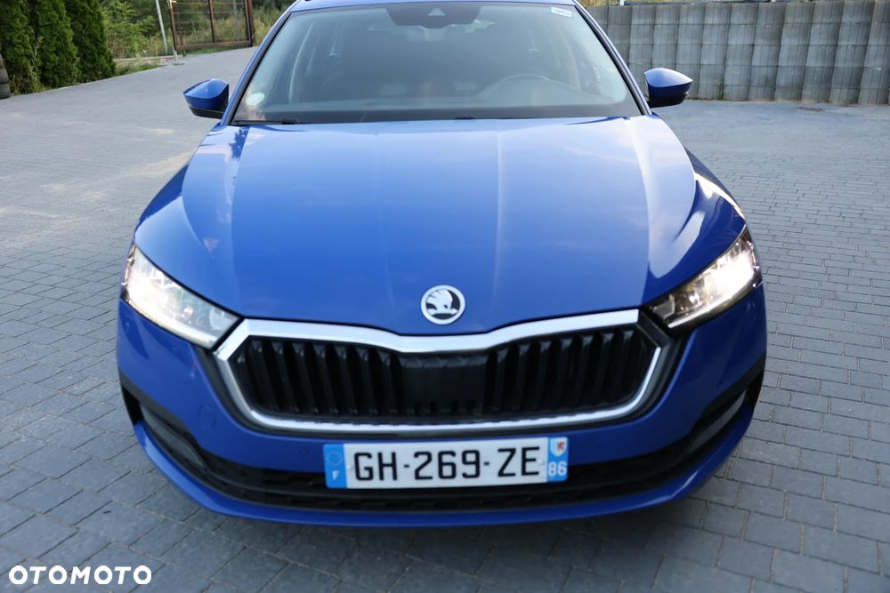 Skoda Octavia 2.0 TDI DSG Ambition - 3