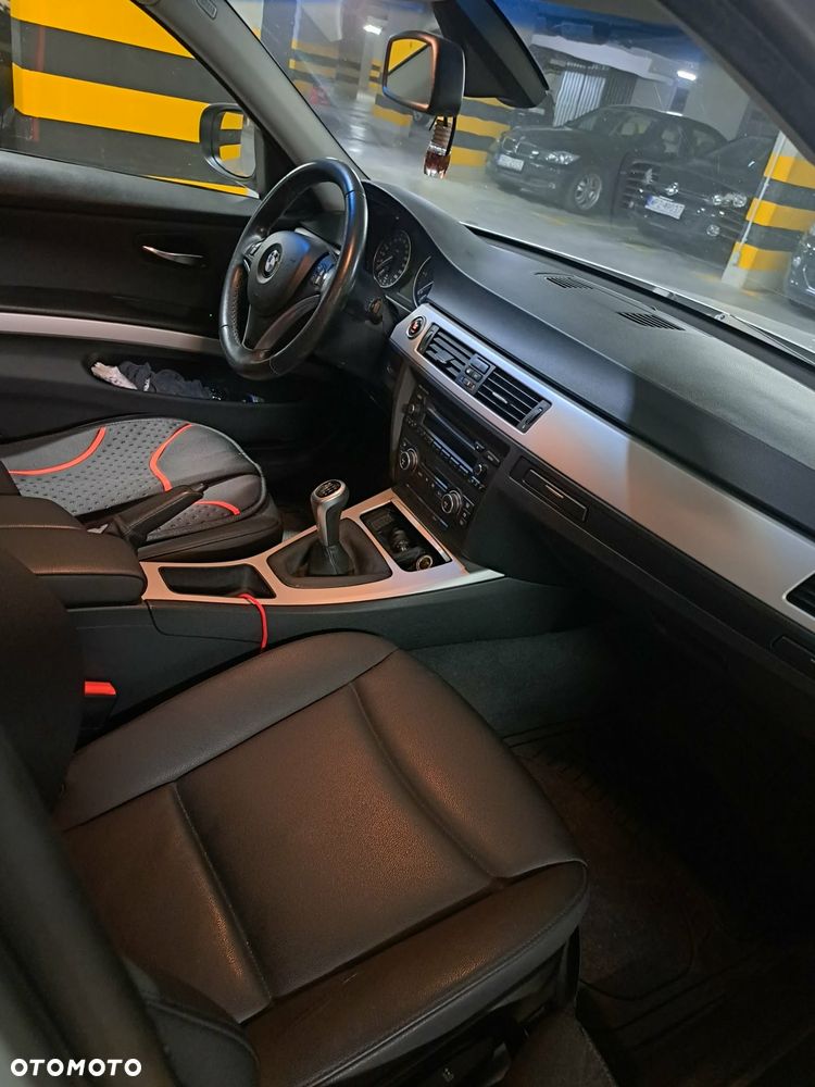 BMW Seria 3 - 22