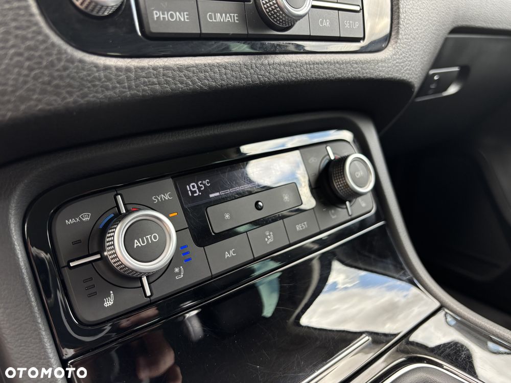 Volkswagen Touareg 3.0 V6 TDI BMT Business Line - 7