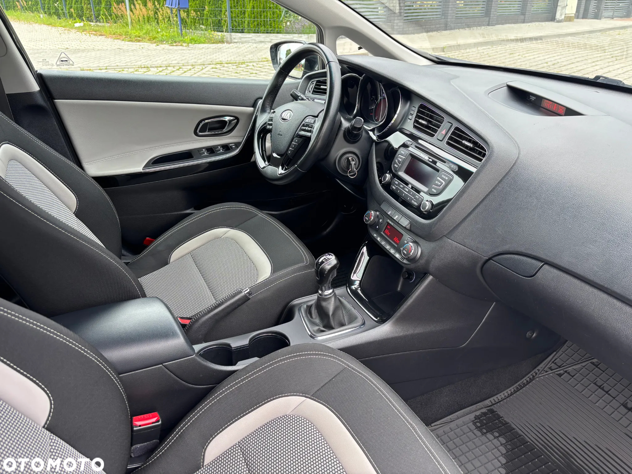Kia Ceed Cee'd 1.6 CRDi M - 22