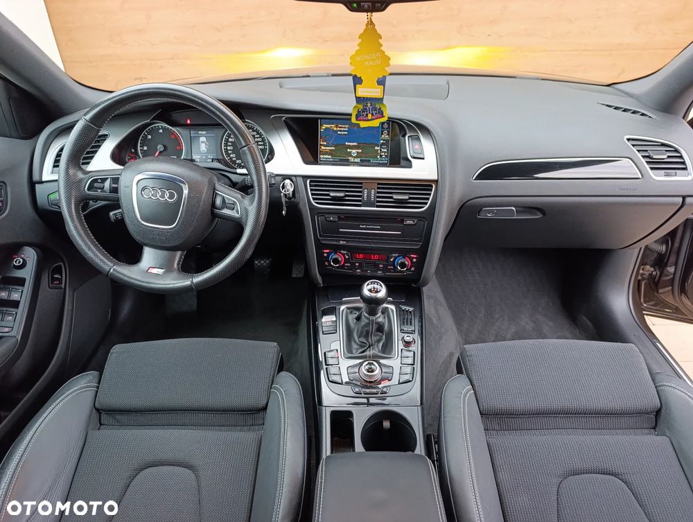 Audi A4 Avant - 17