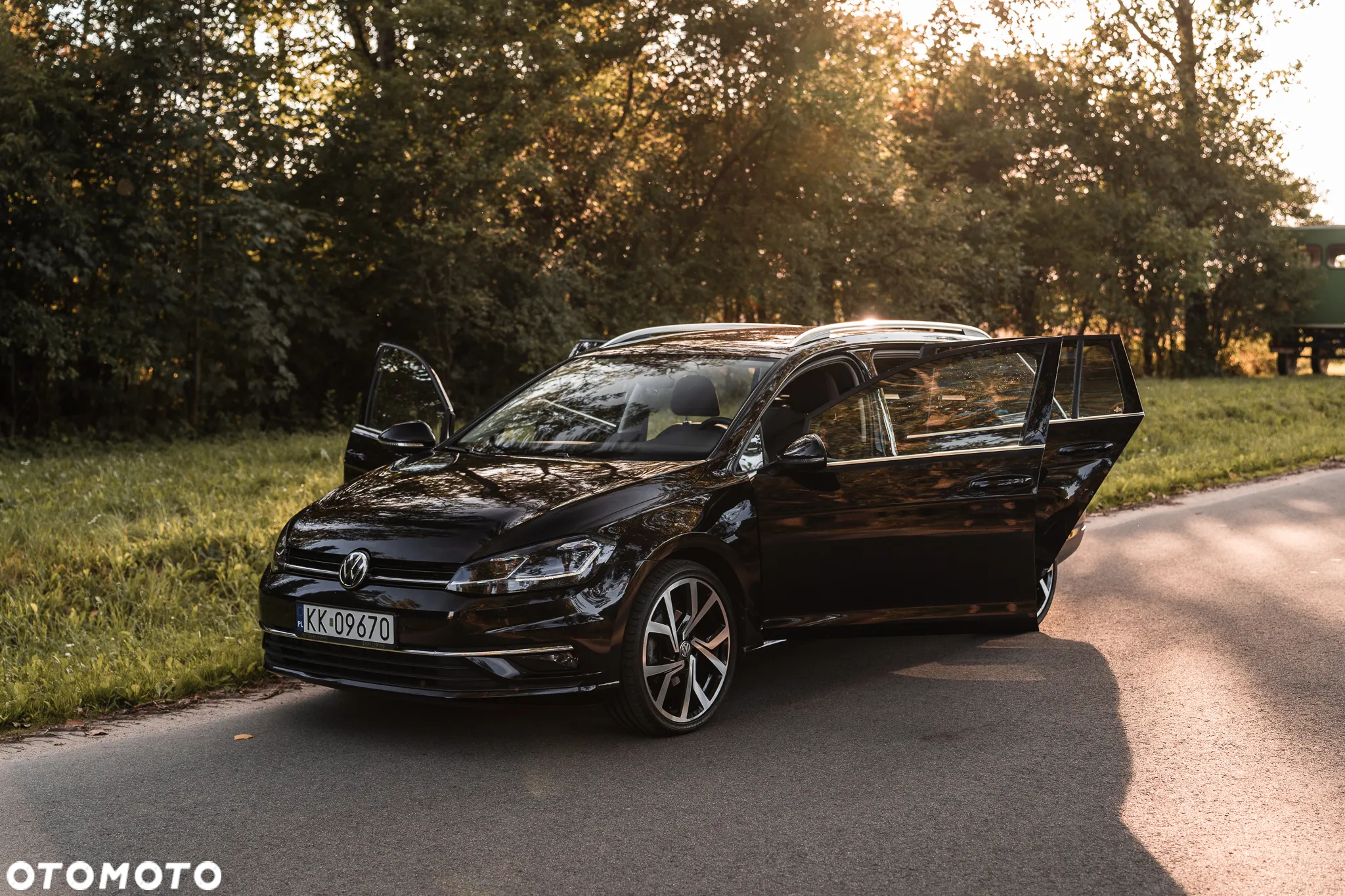 Volkswagen Golf Variant 2.0 TDI (BlueMotion Technology) DSG Highline - 13