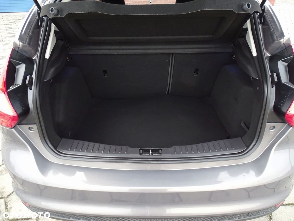 Ford Focus 1.6 TDCi Titanium ECOnetic - 10