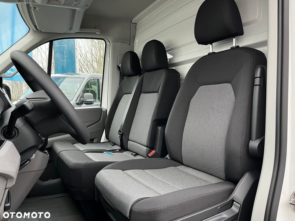 Volkswagen Crafter - 16
