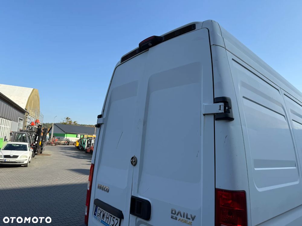 Iveco Daily 35S12 - 11