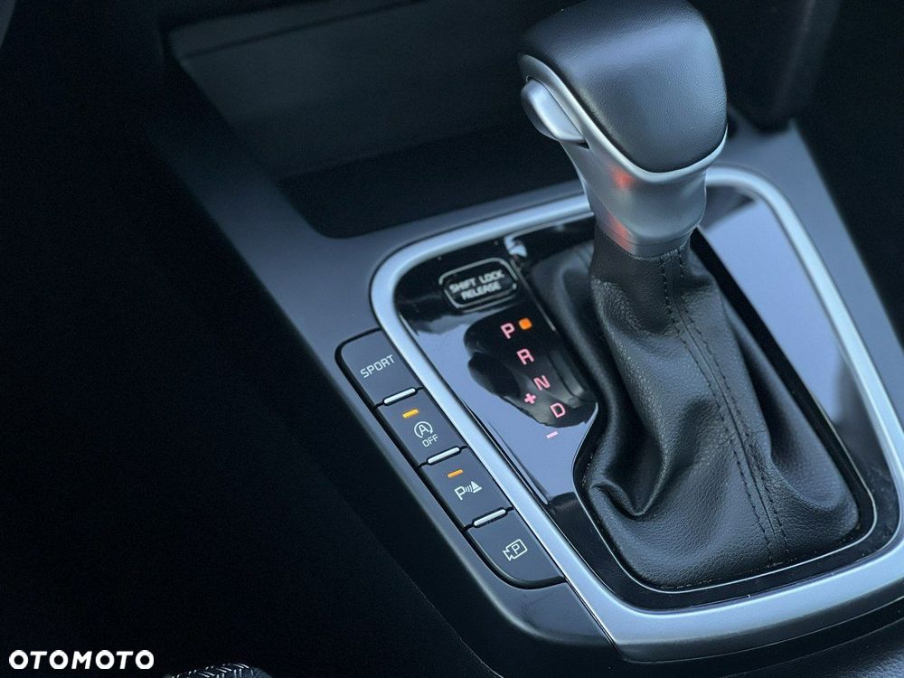 Kia Ceed 1.5 T-GDI M DCT - 35