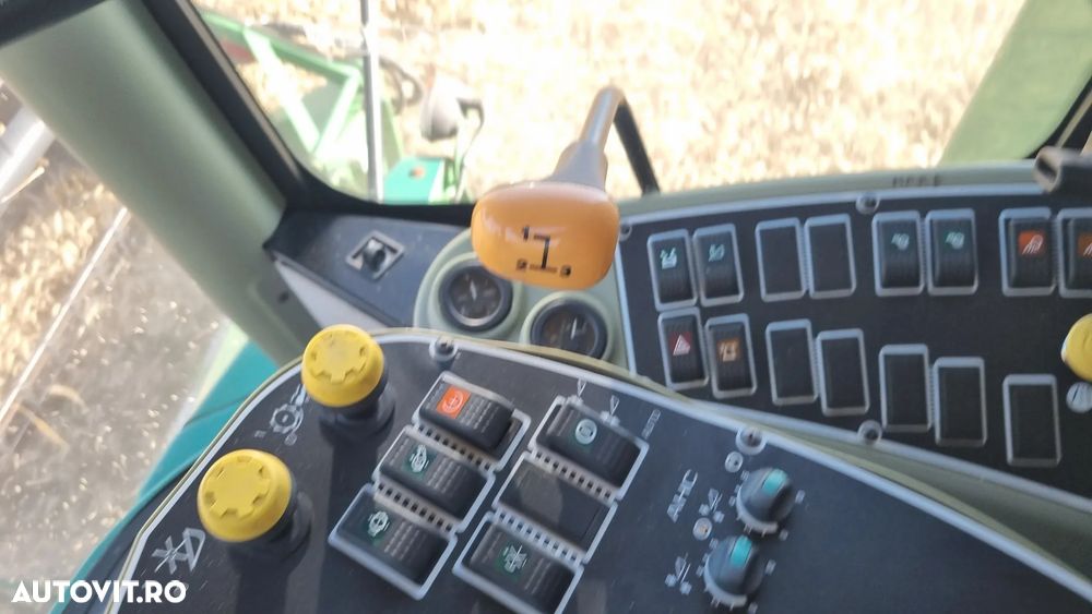 John Deere W440 - 23