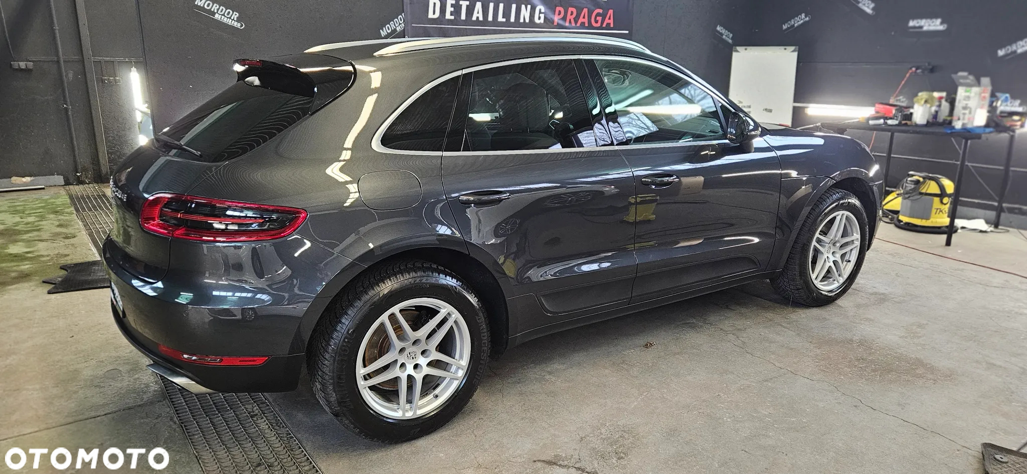 Porsche Macan Standard - 16
