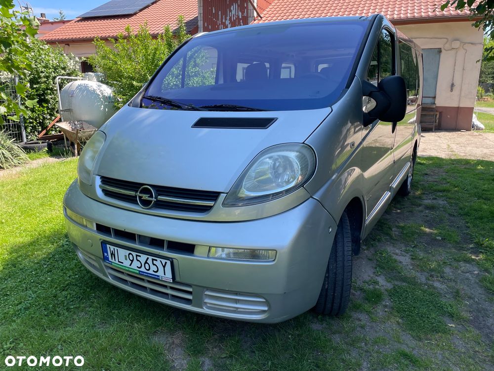 Opel Vivaro - 25
