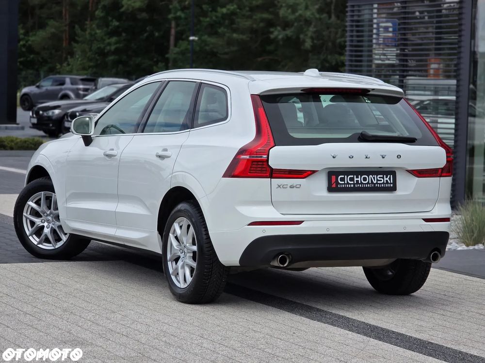Volvo XC 60 T4 Momentum Pro - 15