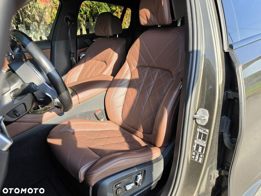 BMW X6 xDrive40d mHEV - 20