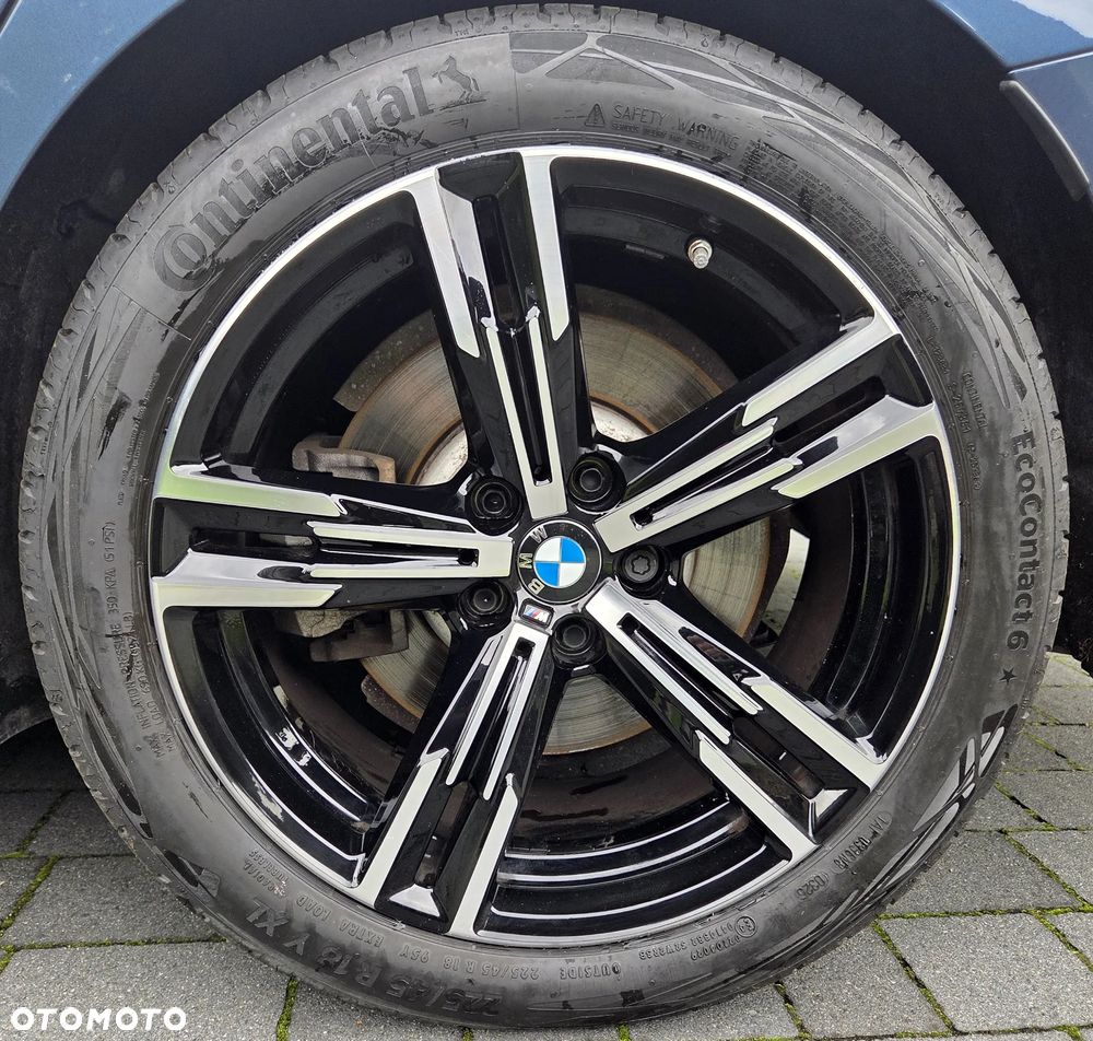 BMW Seria 3 330i xDrive M Sport - 21