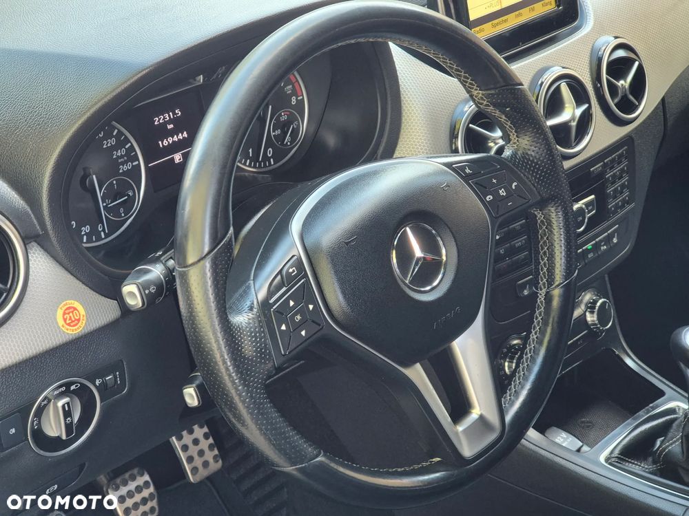 Mercedes-Benz Klasa B 200 BlueEFFICIENCY EDITION 1 - 13