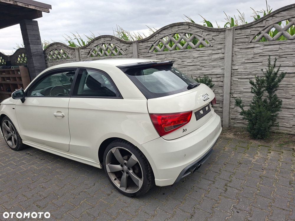 Audi A1 3-drzwiowe 1.6 TDI S line edition - 3