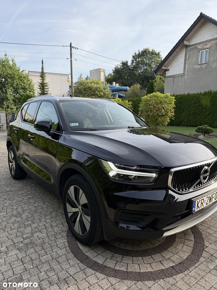 Volvo XC 40 B4 B AWD Momentum - 3