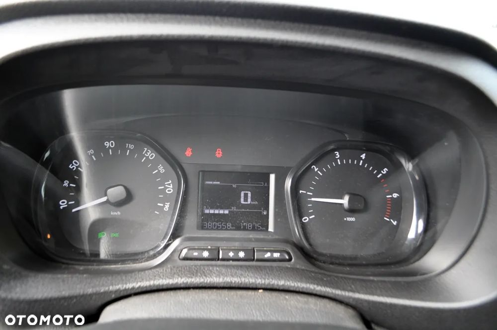 Toyota PROACE - 16