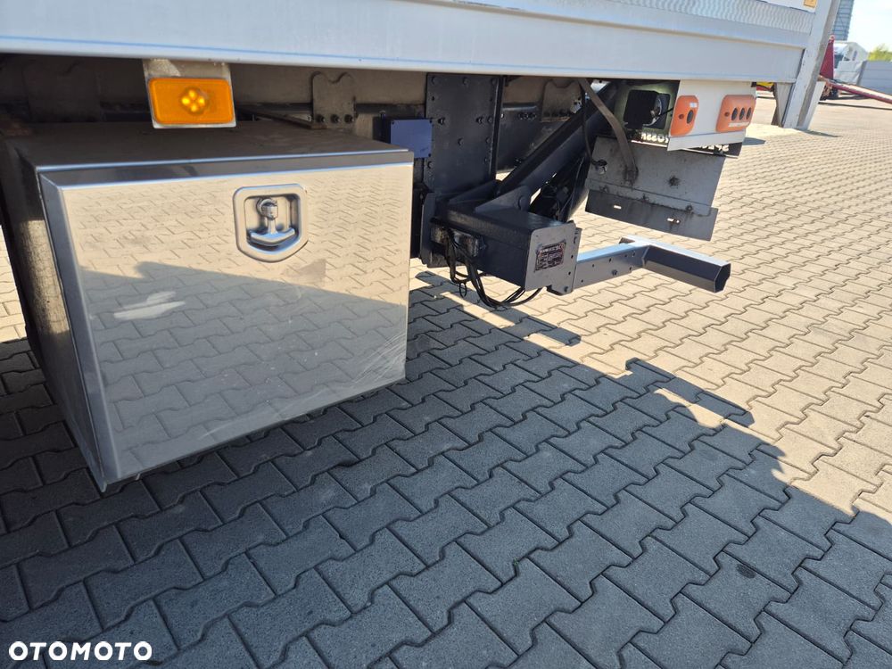 Volvo FM 340 4X2 / CHŁODNIA IZOTERMA / CARRIER VECTOR i350 / WINDA 2500KG / BEZWYPADKOWY / 1 WŁ / EURO 6 / AUTOMAT / IDEALNY / 9000KG ŁADOWNOŚĆ / WEBASTO - 15