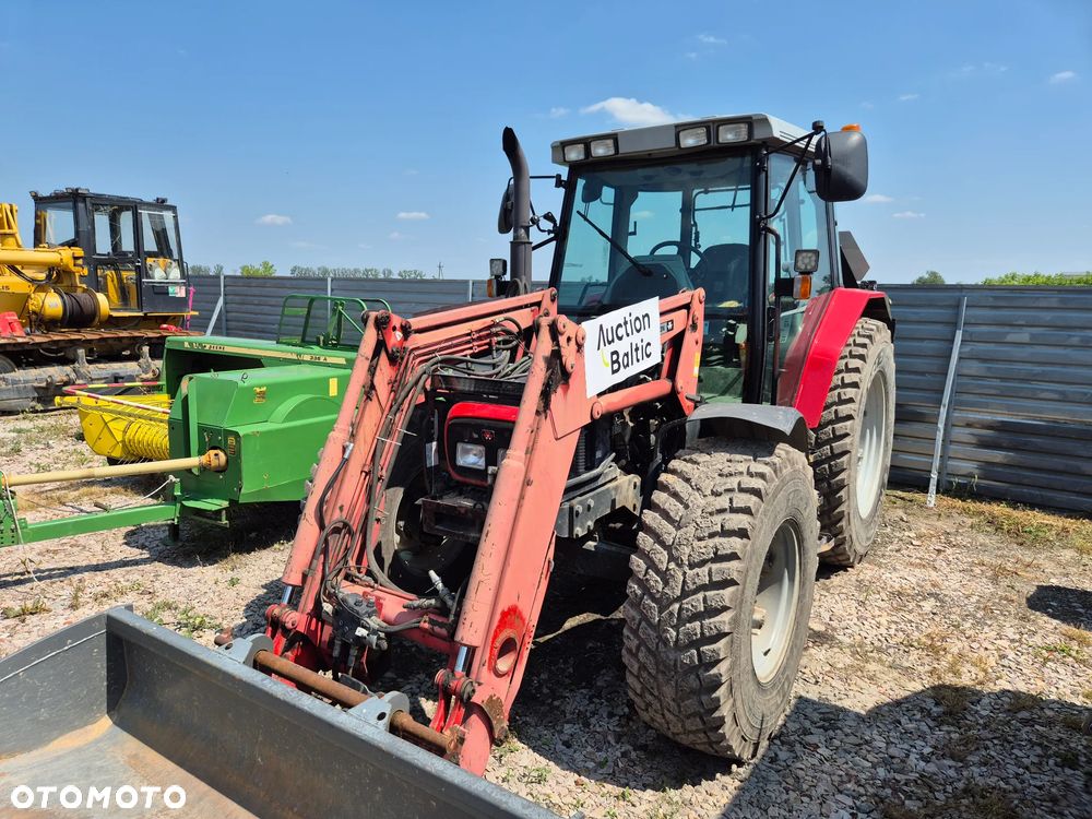 Massey Ferguson - 1