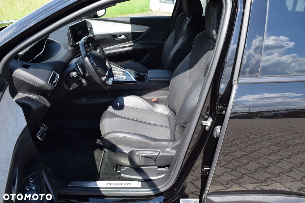 Peugeot 3008 1.6 PureTech HYbrid GT S&S EAT8 - 18