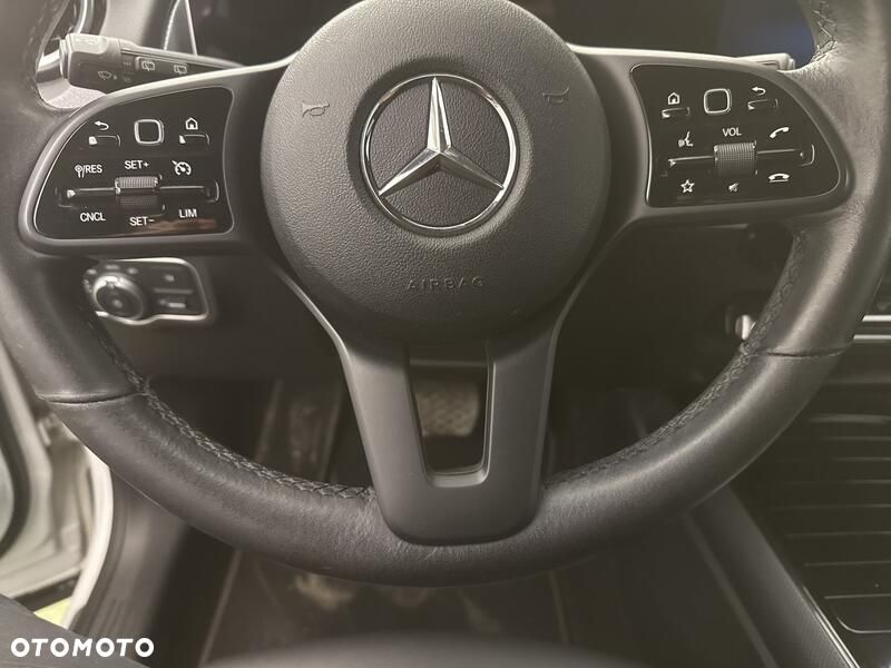 Mercedes-Benz GLB 200 7G-DCT - 13