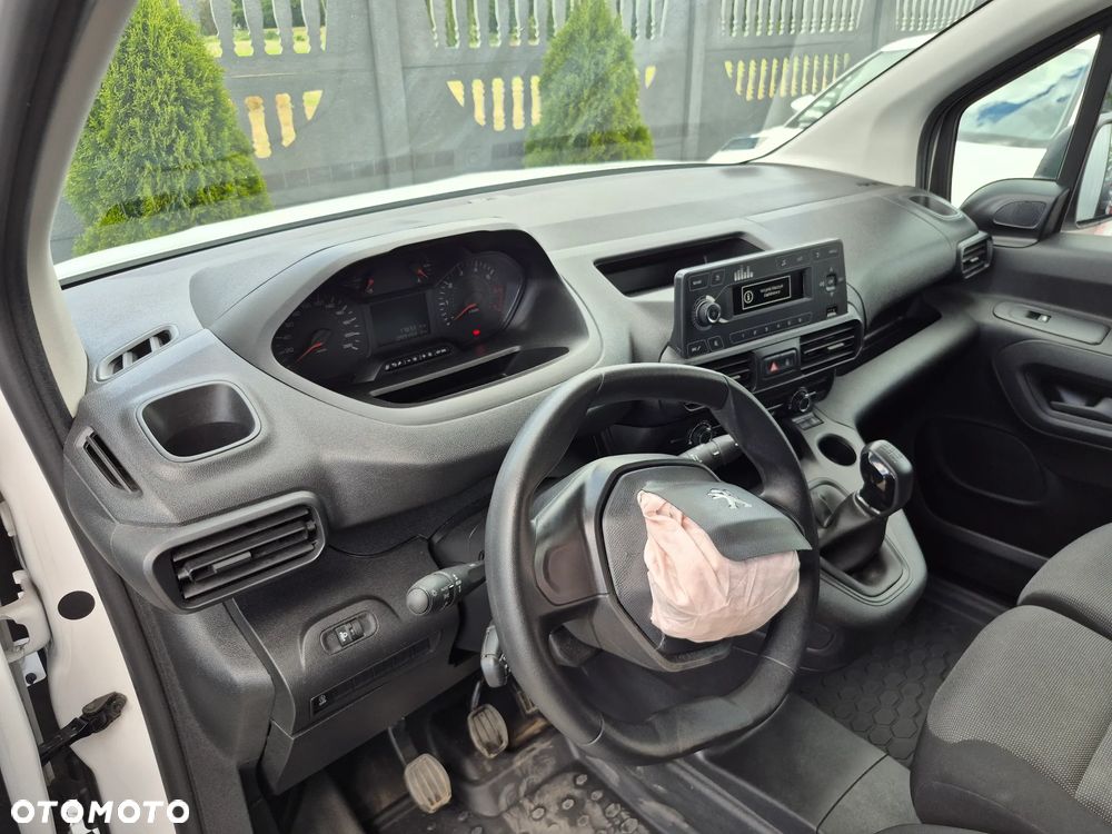 Peugeot PARTNER - 11