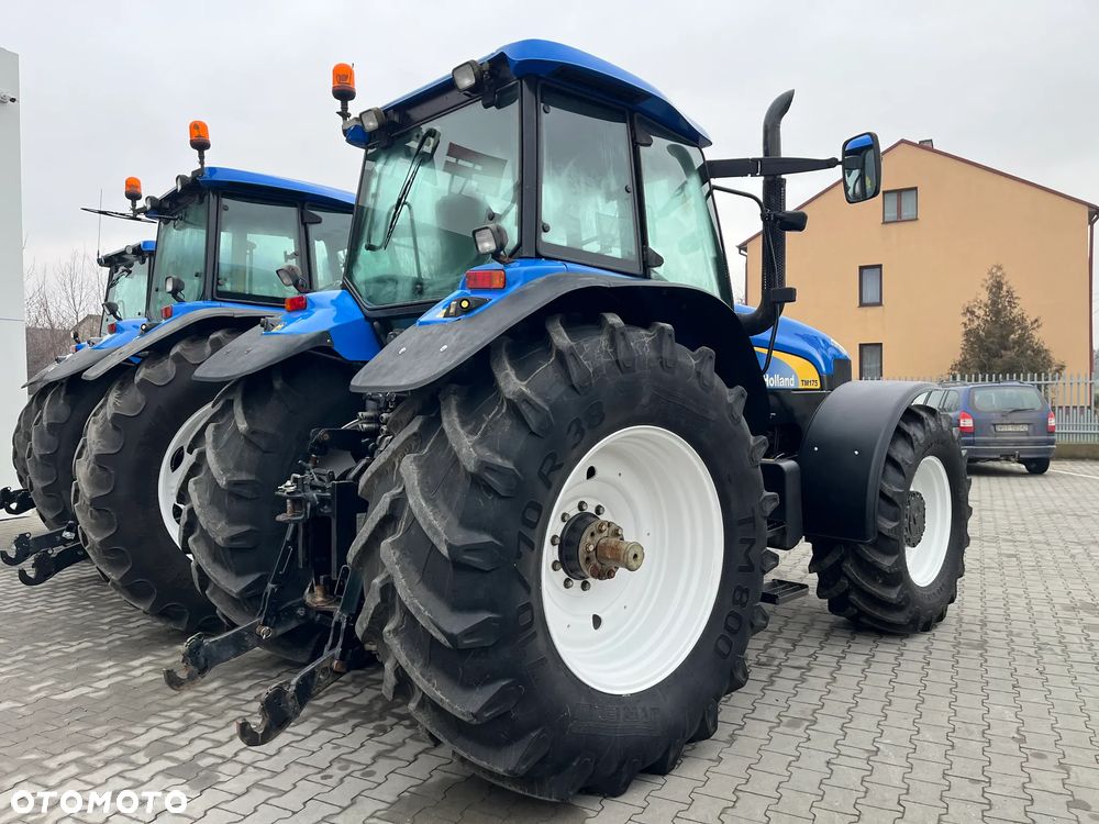 New Holland TM 175 - 6