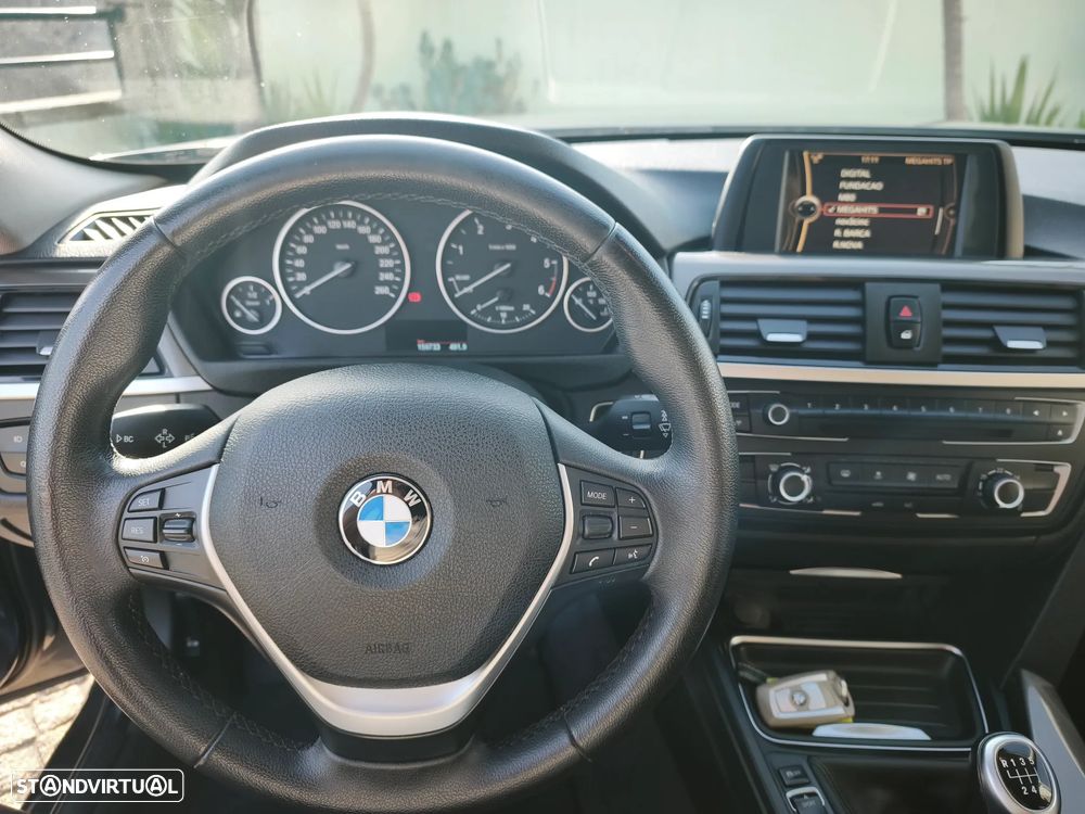 BMW 320 d EfficientDynamics Line Sport - 16