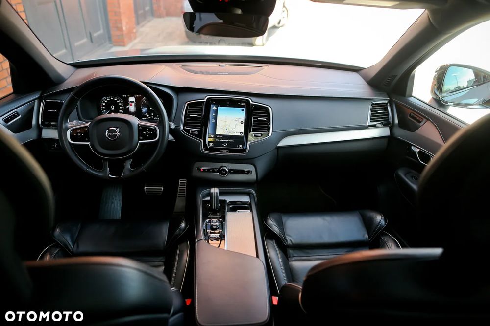 Volvo XC 90 B5 D AWD Ultimate Dark 7os - 22