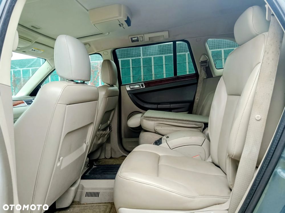 Chrysler Pacifica - 5
