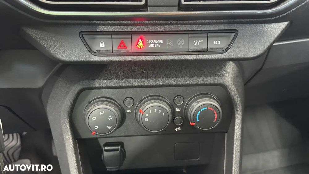 Dacia Logan ECO-G 100 Essential - 16