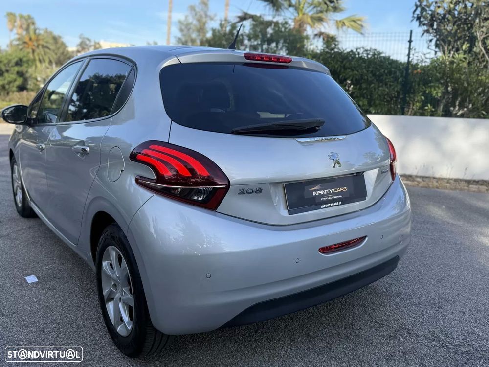 Peugeot 208 1.2 PureTech Style - 7