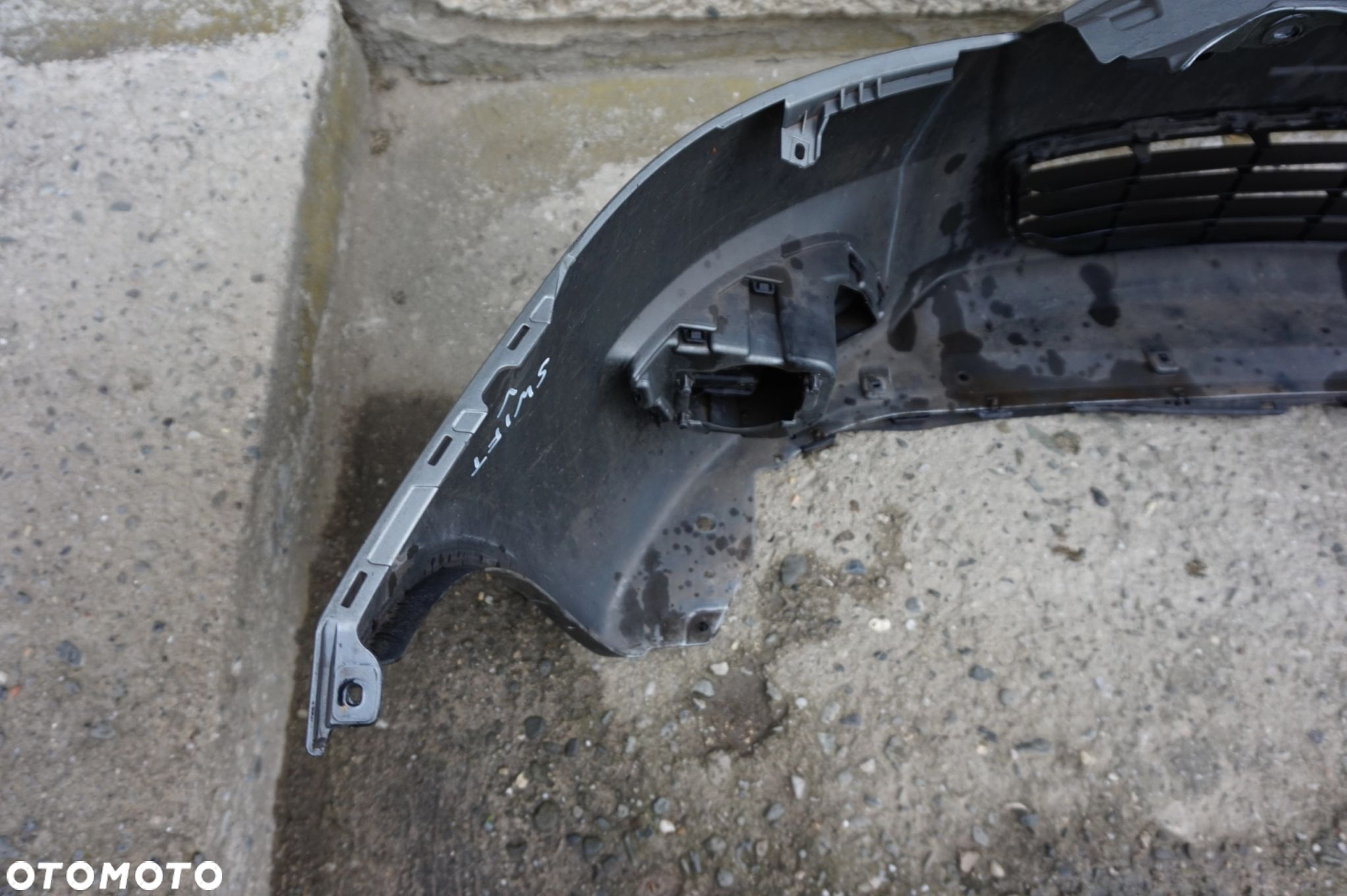 ZDERZAK PRZÓD PRZEDNI SUZUKI SWIFT 10/13r - 9
